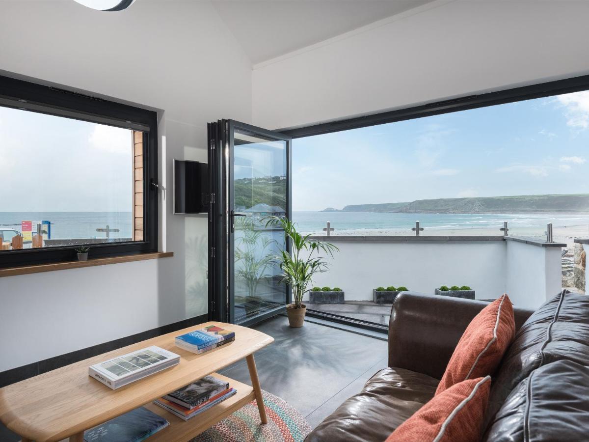 The Old Beach Store Sennen Cove Extérieur photo